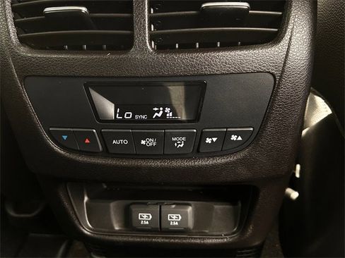 Used 2020 Acura MDX SH-AWD w/ Technology Package image 31