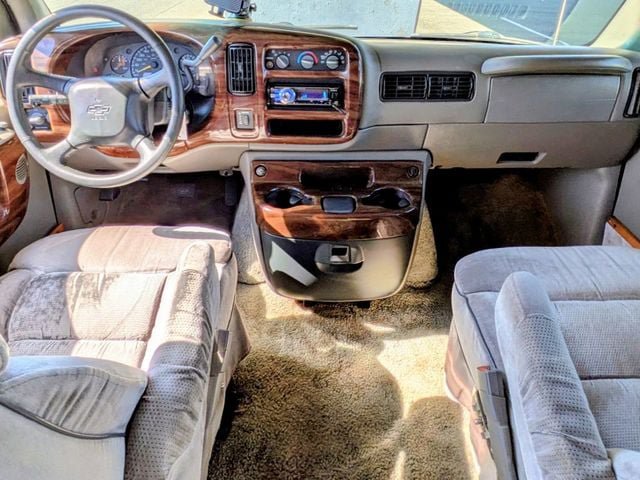 Used 1999 Chevrolet Express 1500 w/ Convenience Pkg RWD image 5