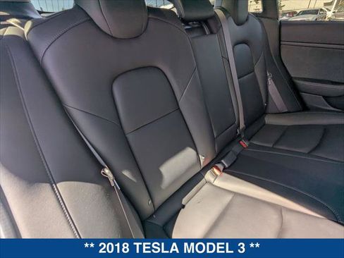 Used 2018 Tesla Model 3 Long Range RWD image 21