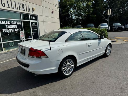 Used 2009 Volvo C70 T5 FWD image 9