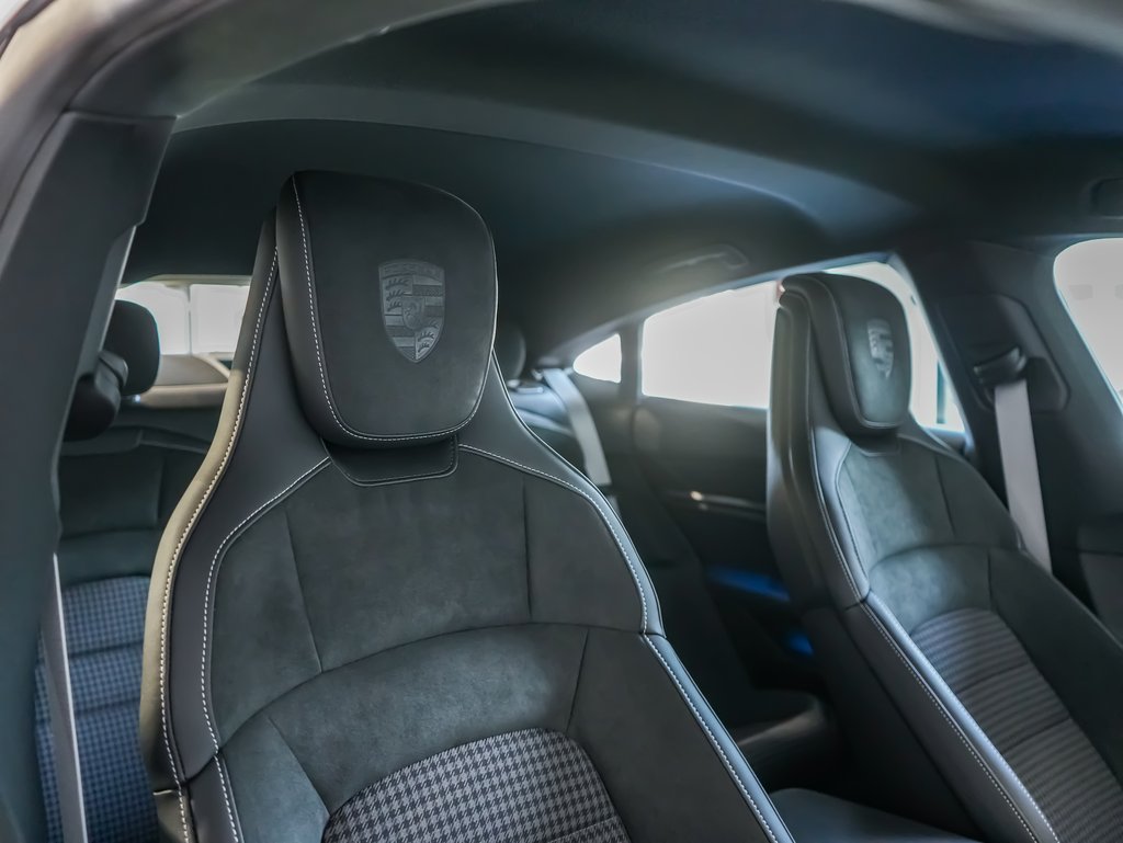 Certified 2026 Porsche Taycan AWD/4WD image 31