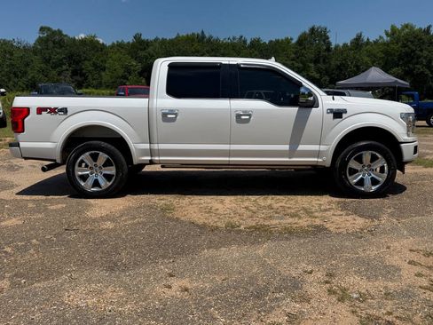Used 2018 Ford F150 Platinum w/ Equipment Group 701A Luxury AWD/4WD image 6
