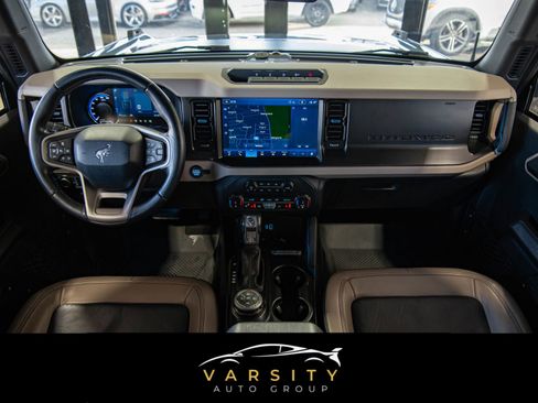 Used 2022 Ford Bronco Wildtrak image 7