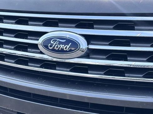 Used 2021 Ford Expedition XLT AWD/4WD image 6