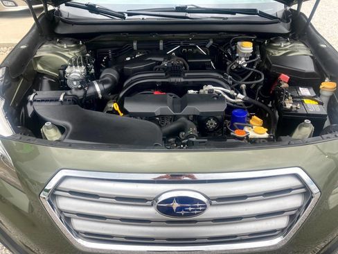 Used 2016 Subaru Outback 2.5i Limited AWD/4WD image 18