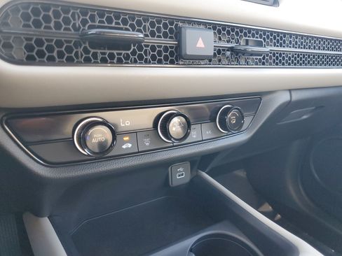 Used 2023 Honda HR-V LX image 31