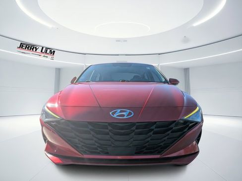 Used 2021 Hyundai Elantra SEL w/ Convenience Package image 7