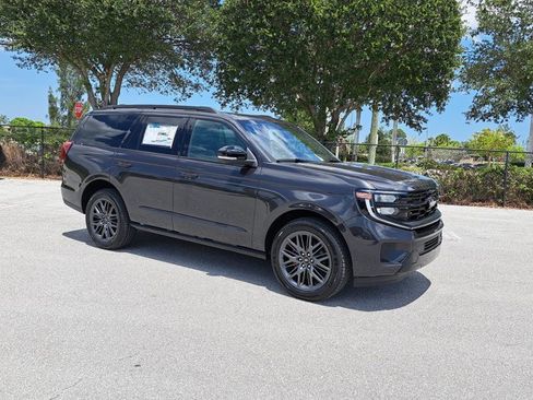 New 2025 Ford Expedition Platinum w/ Stealth Performance Package image 34