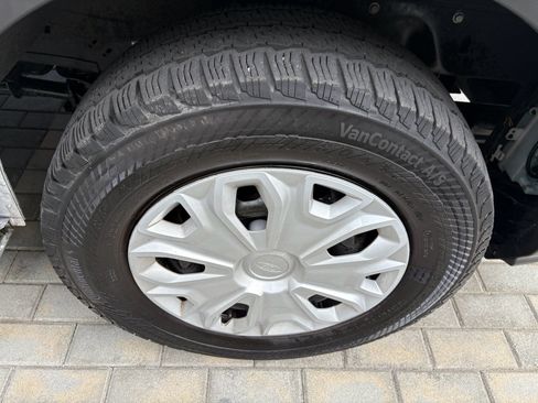 Used 2024 Ford Transit 250 Low Roof w/ Exterior Upgrade Package image 14