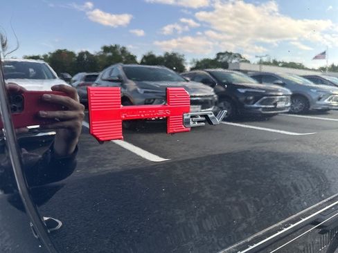 New 2025 GMC Hummer EV 3X w/ LPO, Sport Package image 60