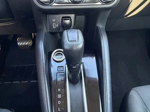 Used 2020 Nissan Versa S image 11