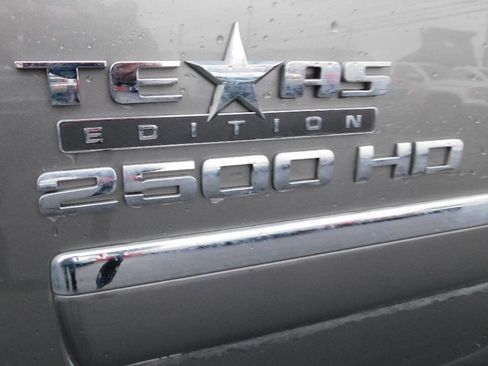 Used 2014 GMC Sierra 2500 SLE w/ Texas Edition image 24