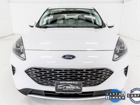 Used 2021 Ford Escape SE image 9