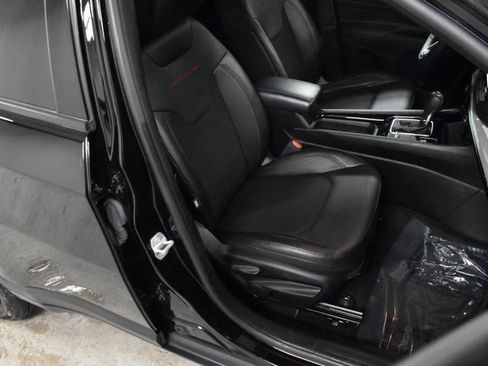 Used 2024 Jeep Compass Trailhawk image 15