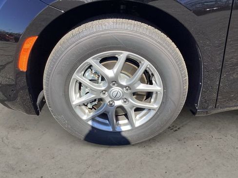 New 2026 Chrysler Voyager LX image 15