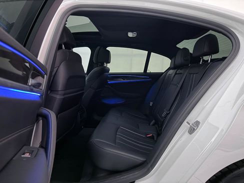 Used 2019 BMW 530i w/ M Sport Package image 22