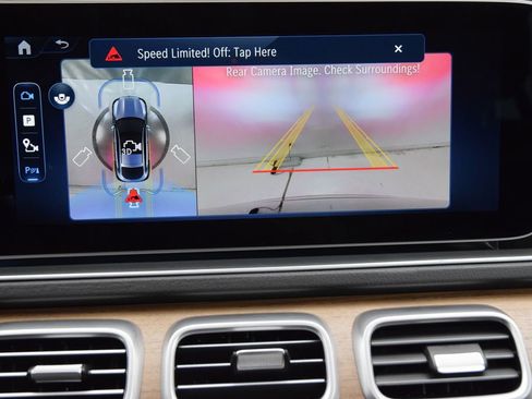 Used 2025 Mercedes-Benz GLE 450 4MATIC Coupe image 33