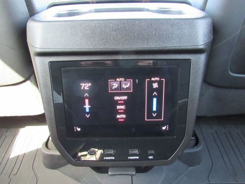 Used 2025 GMC Yukon XL AT4 Ultimate AWD/4WD image 35