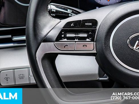 Used 2023 Hyundai Elantra Limited image 34