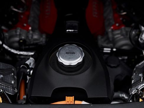 Used 2024 Ferrari SF90 Spider AWD/4WD image 43