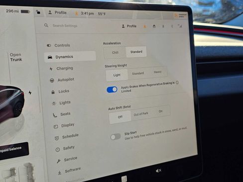 Used 2024 Tesla Model 3 Standard Range image 30