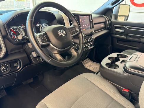 Used 2024 RAM 2500 Big Horn w/ Bed Utility Group image 16