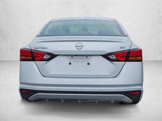 Used 2024 Nissan Altima 2.5 SV FWD video 3