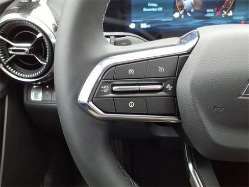 New 2026 Chevrolet Equinox LT image 13