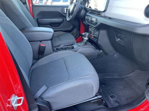 Used 2024 Jeep Gladiator Sport image 33