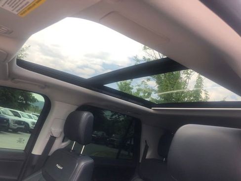 Used 2025 Ford Expedition Max Platinum w/ Driver's Package AWD/4WD image 11