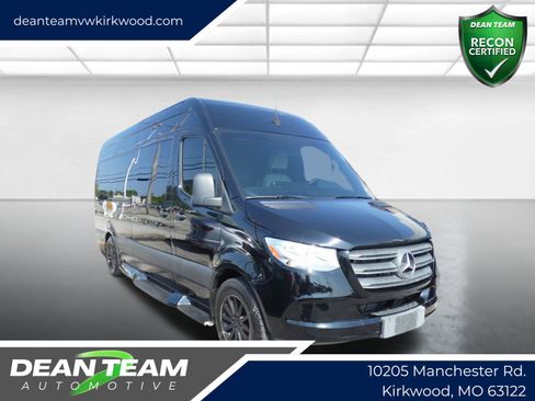 Used 2019 Mercedes-Benz Sprinter 170 image 1