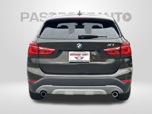 Used 2018 BMW X1 xDrive28i image 3