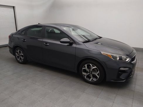 Used 2021 Kia Forte LXS FWD image 11
