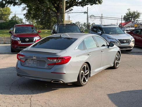 Used 2021 Honda Accord Sport image 7