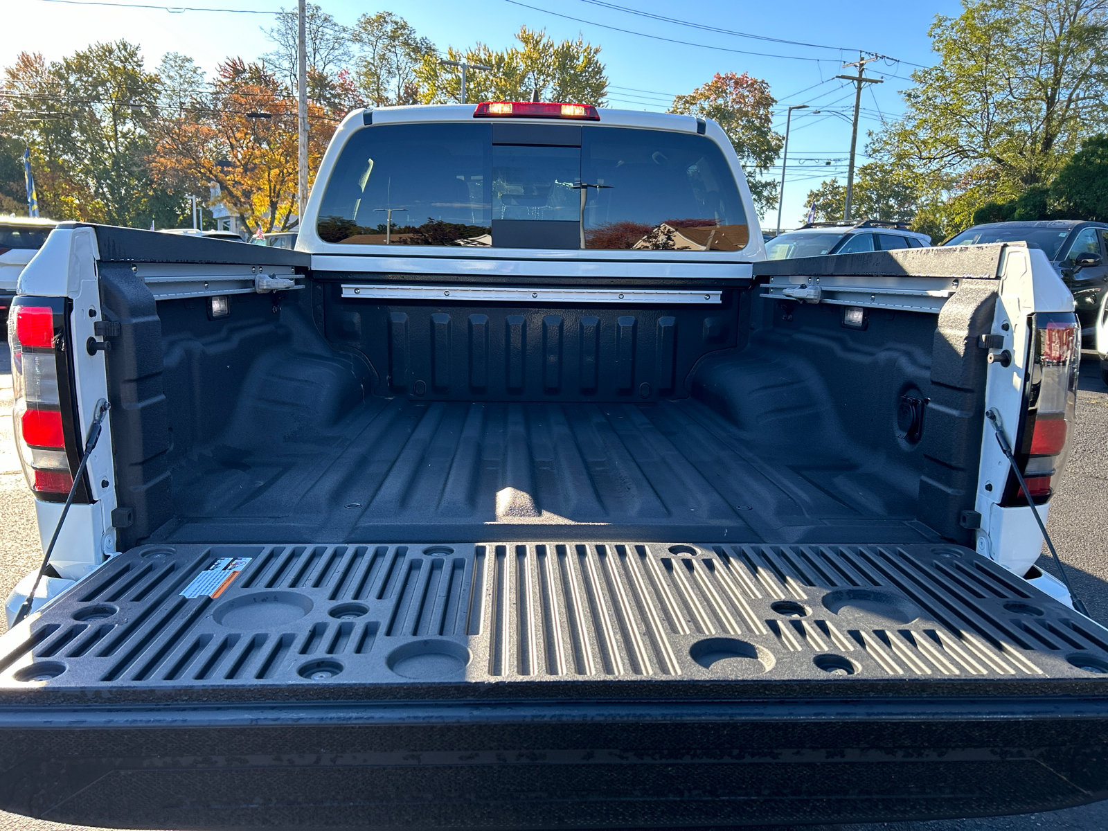 Certified 2024 Nissan Frontier PRO-4X w/ Pro Premium Package AWD/4WD image 31