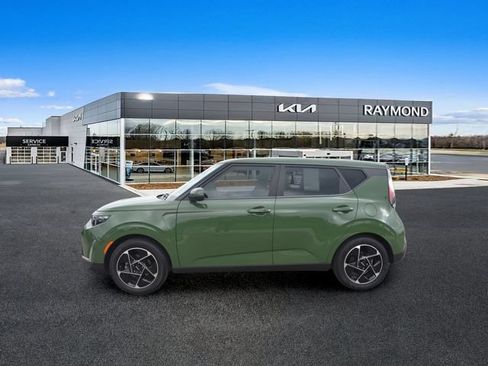 Used 2023 Kia Soul EX FWD image 6
