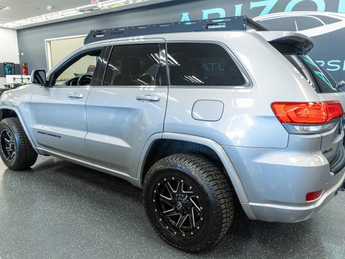 Used 2015 Jeep Grand Cherokee Altitude AWD/4WD image 8