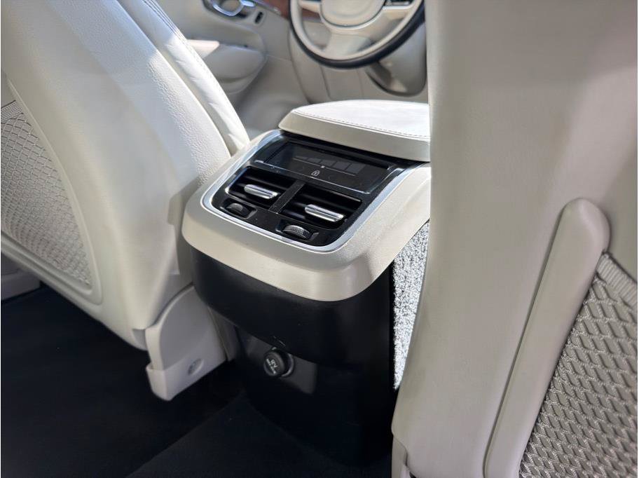 Used 2019 Volvo XC90 T6 Inscription w/ Advanced Package AWD/4WD image 31