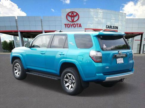 Certified 2022 Toyota 4Runner TRD Off-Road Premium AWD/4WD image 5