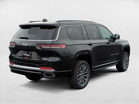 New 2024 Jeep Grand Cherokee L Summit image 9
