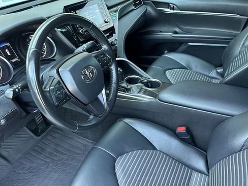 Used 2023 Toyota Camry SE FWD image 9