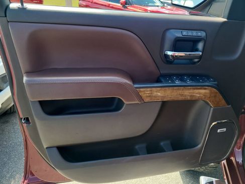 Used 2014 Chevrolet Silverado 1500 High Country image 13