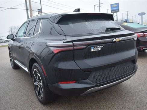 Used 2024 Chevrolet Equinox EV LT image 5