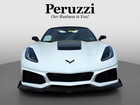 Used 2016 Chevrolet Corvette Stingray Convertible w/ 2LT Preferred Equipment Group RWD image 9