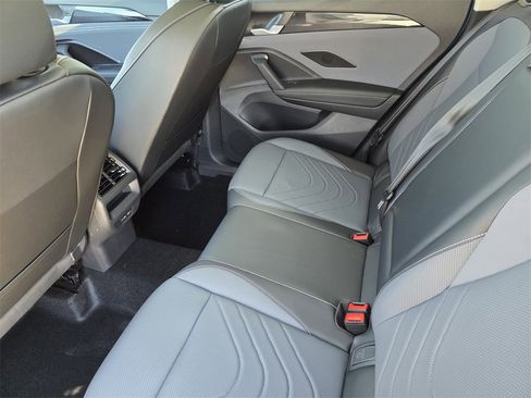 New 2026 Volkswagen Tiguan SE image 18