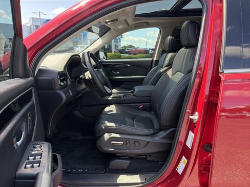 Used 2023 Honda Pilot Touring image 22