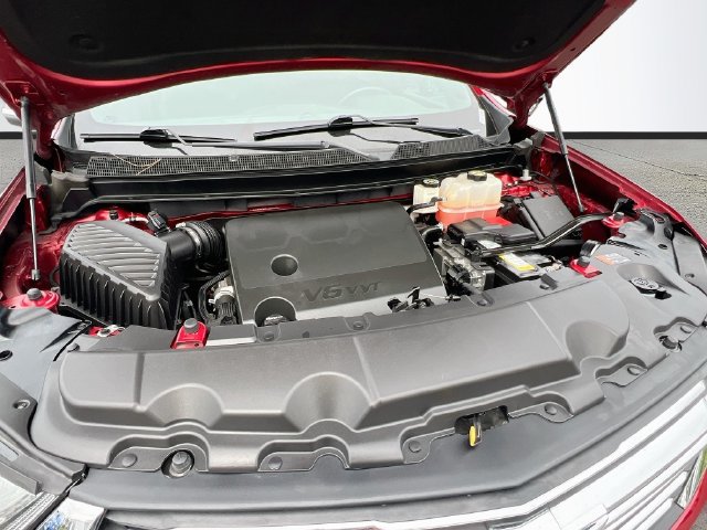 Used 2023 Chevrolet Traverse LT w/ LPO, Floor Liner Package FWD image 30
