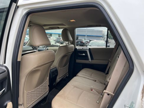 Used 2022 Toyota 4Runner Limited AWD/4WD image 10