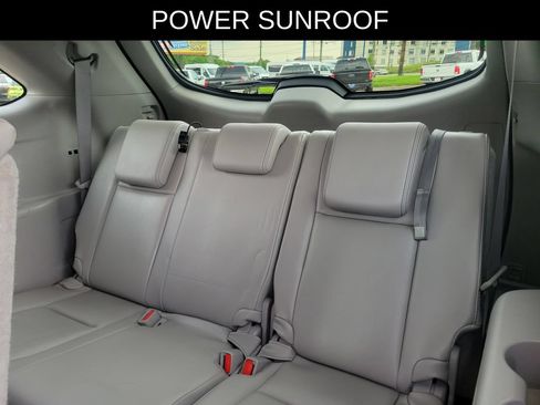 Used 2016 Toyota Highlander XLE AWD/4WD image 13