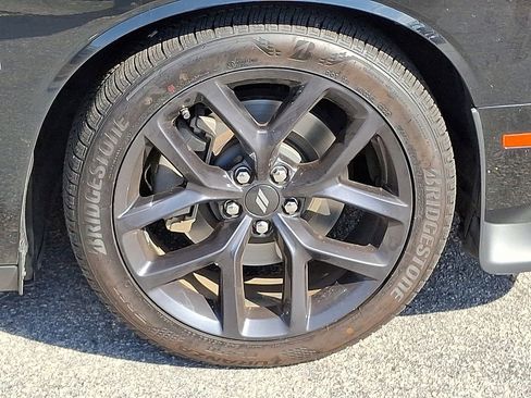 Used 2022 Dodge Challenger R/T w/ Blacktop Package image 8